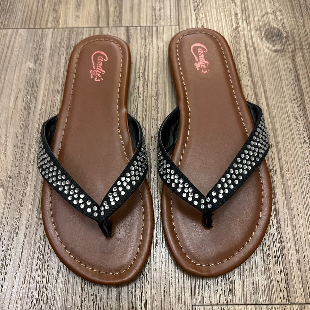 Black sandals